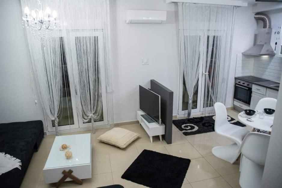 Boutique Lux Apartments カヴァラ エクステリア 写真