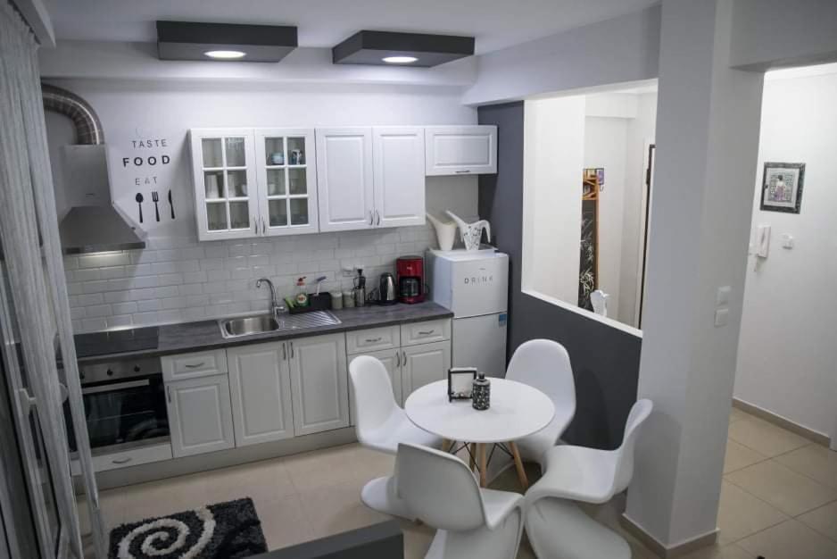 Boutique Lux Apartments カヴァラ エクステリア 写真